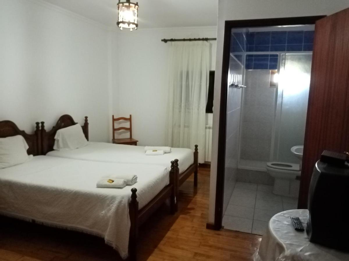 O Rocha Villa Paredes do Rio Exterior photo